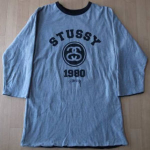 Stussy ステューシー とは 有名なストックロゴについても紹介 Feelingfashion